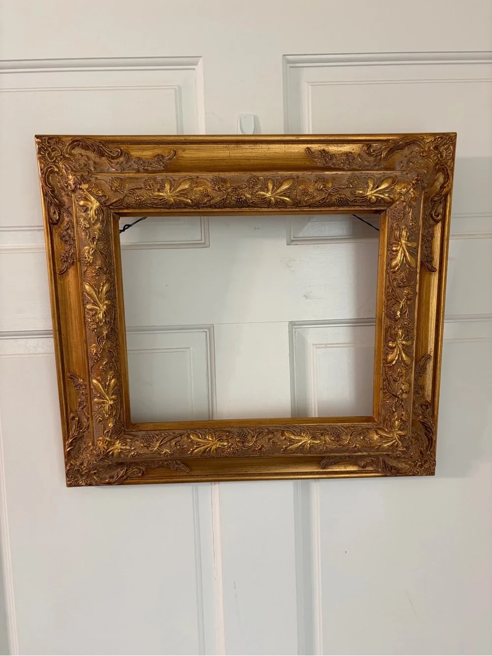 Vintage Gold Carved Botanical Berries & Vines Wood Frame